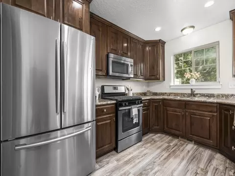 Kitchen - 2075 W 1100 N, Provo, UT 84604 photo 2 of 3