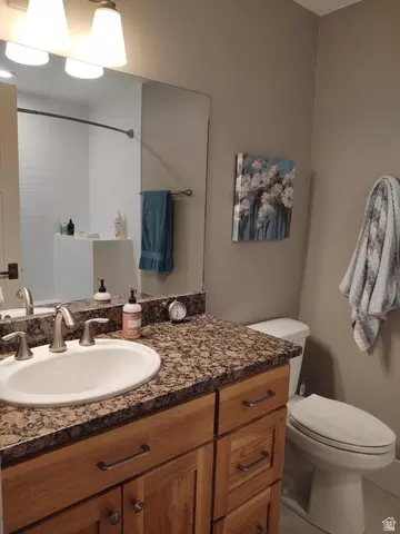 Bath - 2170 N Hwy 357, Beaver, UT 84713 photo 5 of 6