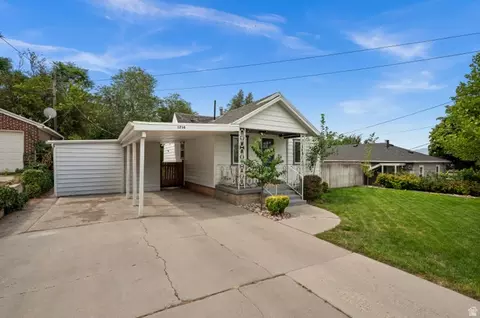 Exterior - 1716 E Woodside Dr, Holladay, UT 84124 photo 2 of 8