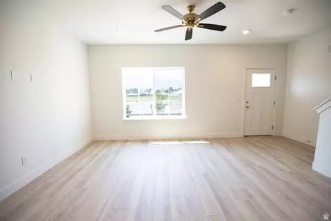 Living - 528 E 640 N #102, Salem, UT 84653 photo 2 of 2