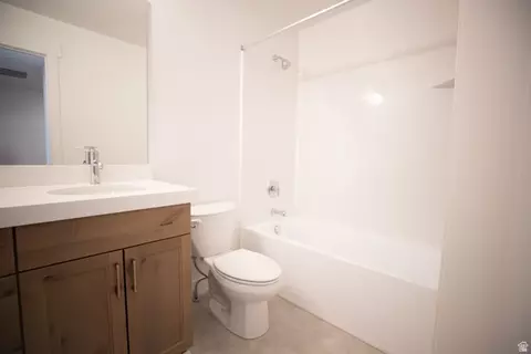 Bath - 528 E 640 N #102, Salem, UT 84653 photo 3 of 3