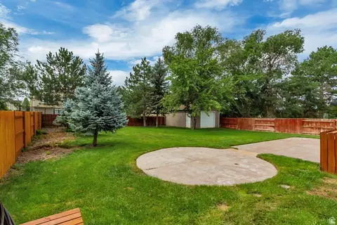 Exterior - 1028 E Annabelle Ln S, Sandy, UT 84094 photo 6 of 6