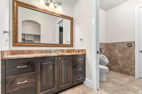 Bath - 1468 E Box Elder Dr, Alpine, UT 84004 photo 13 of 17