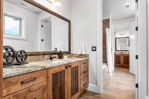 Bath - 1468 E Box Elder Dr, Alpine, UT 84004 photo 6 of 17