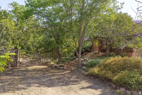 Exterior - 85 E 300 N, Moab, UT 84532 photo 3 of 22