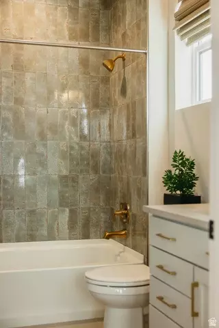 Bath - 336 S 440 E, Ivins, UT 84738 photo 3 of 5