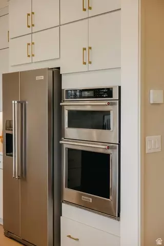 Kitchen - 336 S 440 E, Ivins, UT 84738 photo 2 of 3