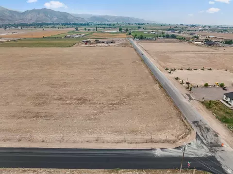 700 E 1400 S #6, Elsinore, UT 84724