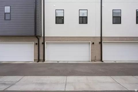 Exterior - 527 W 620 N # 132, Centerville, UT 84014 photo 5 of 9