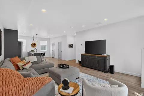Living - 527 W 620 N # 132, Centerville, UT 84014 photo 3 of 5