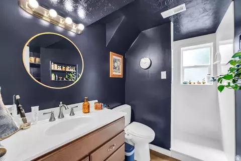 Bath - 128 S 1000 E, Layton, UT 84041 photo 2 of 2