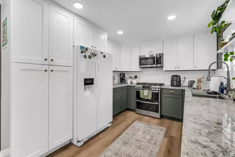 Kitchen - 128 S 1000 E, Layton, UT 84041 photo 2 of 3