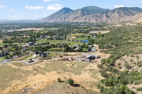 1326 E Little Ct, Mapleton, UT 84664 photo 2