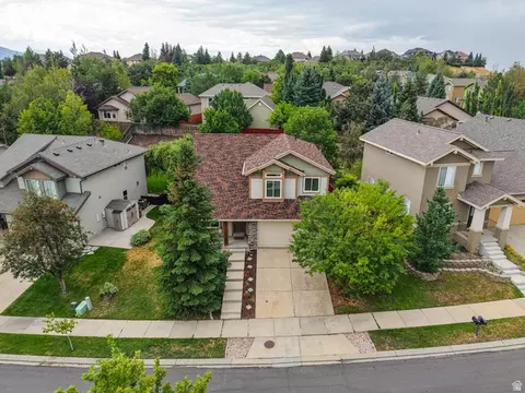 View/Area - 1890 E Oak Dr, Draper, UT 84020 photo 1 of 8