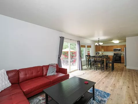 Living - 1890 E Oak Dr, Draper, UT 84020 photo 5 of 9