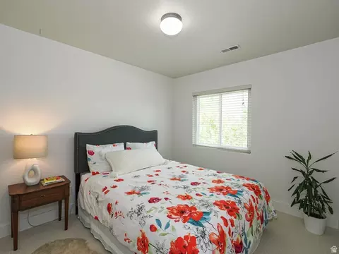Bedroom - 1890 E Oak Dr, Draper, UT 84020 photo 5 of 5