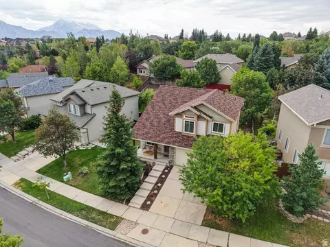 View/Area - 1890 E Oak Dr, Draper, UT 84020 photo 3 of 8
