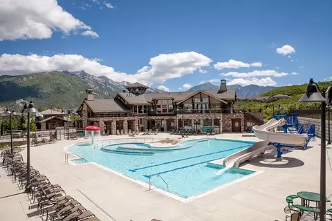 Exterior - 1890 E Oak Dr, Draper, UT 84020 photo 9 of 9
