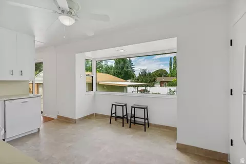 Kitchen - 2067 E Sahara Dr, Holladay, UT 84124 photo 4 of 4