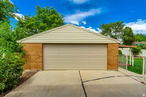 Other - 2067 E Sahara Dr, Holladay, UT 84124 photo 2 of 2