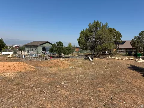 Exterior - 581 S 700 St E, Spring City, UT 84662 photo 13 of 13