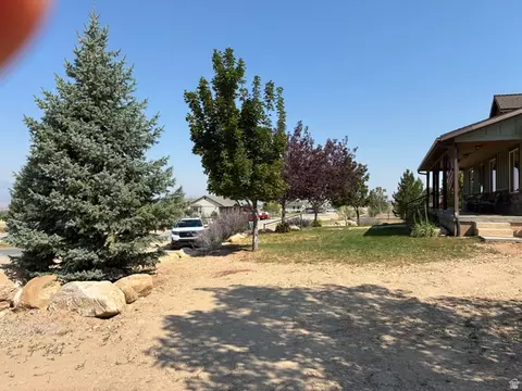 Exterior - 581 S 700 St E, Spring City, UT 84662 photo 8 of 13