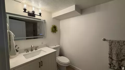 Bath - 502 S Monroe Ave W, Ogden, UT 84404 photo 4 of 4