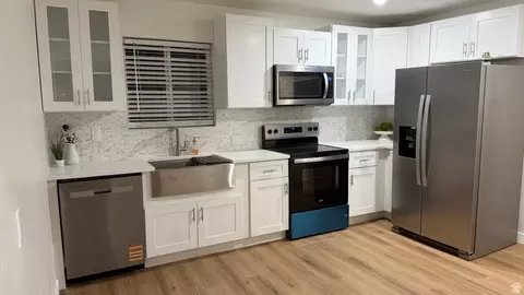 Kitchen - 502 S Monroe Ave W, Ogden, UT 84404 photo 2 of 6