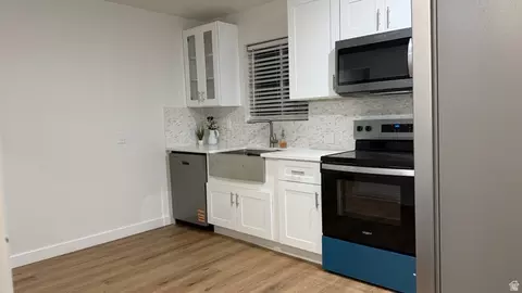 Kitchen - 502 S Monroe Ave W, Ogden, UT 84404 photo 4 of 6