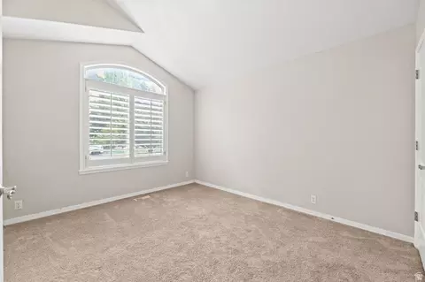 Bedroom - 4668 Bountiful Ridge Dr, Bountiful, UT 84010 photo 3 of 6
