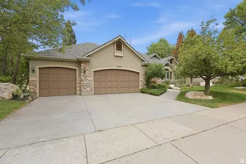 Exterior - 4668 Bountiful Ridge Dr, Bountiful, UT 84010 photo 1 of 5