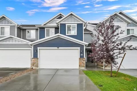 4163 S 2800 W #221, Roy, UT 84067