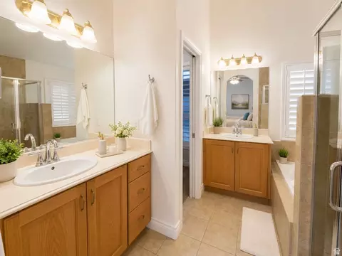 Bath - 710 E 1280 N, Orem, UT 84097 photo 1 of 3