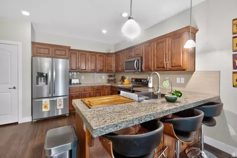 Kitchen - 1736 W 300 S #B, Mapleton, UT 84664 photo 3 of 3