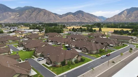 View/Area - 1736 W 300 S #B, Mapleton, UT 84664 photo 6 of 8