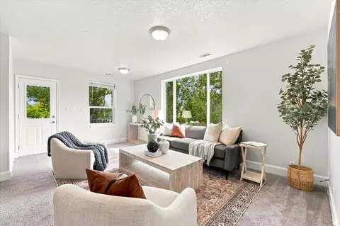 5954 W Canterbury Park Cir N, Highland, UT 84003