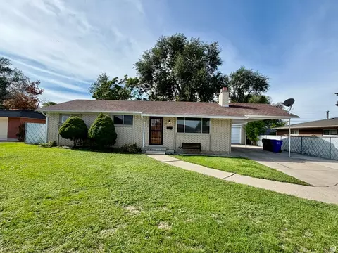 37 W La Salle Dr, Midvale, UT 84047