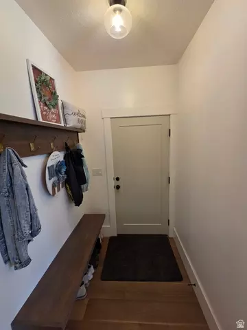 Entry Way - 486 E Selman Dr, Salem, UT 84653 photo 6 of 6