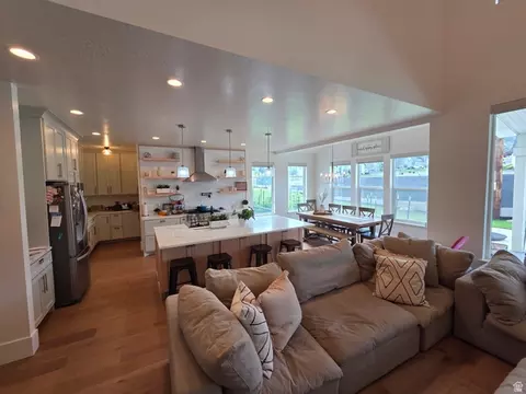 Kitchen - 486 E Selman Dr, Salem, UT 84653 photo 4 of 11