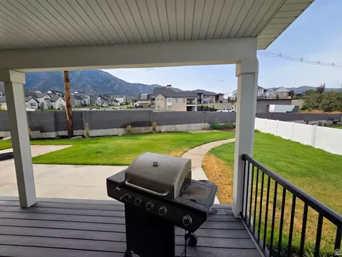 Exterior - 486 E Selman Dr, Salem, UT 84653 photo 10 of 27