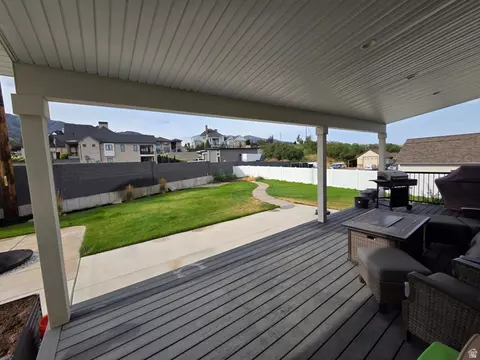 Exterior - 486 E Selman Dr, Salem, UT 84653 photo 8 of 27