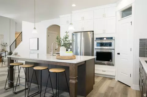 Kitchen - 127 E Craner Peak Dr, Eagle Mountain, UT 84005 photo 2 of 3