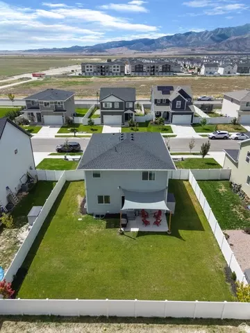 View/Area - 3410 N Sparrow Ln, Eagle Mountain, UT 84043 photo 3 of 9