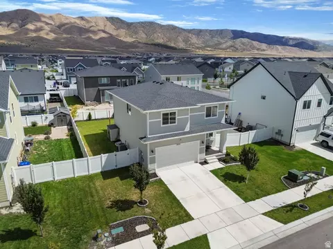 View/Area - 3410 N Sparrow Ln, Eagle Mountain, UT 84043 photo 2 of 9