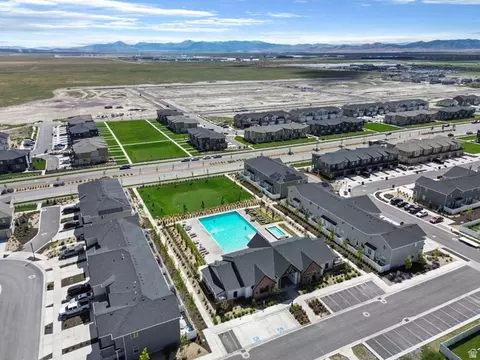 View/Area - 3410 N Sparrow Ln, Eagle Mountain, UT 84043 photo 8 of 9