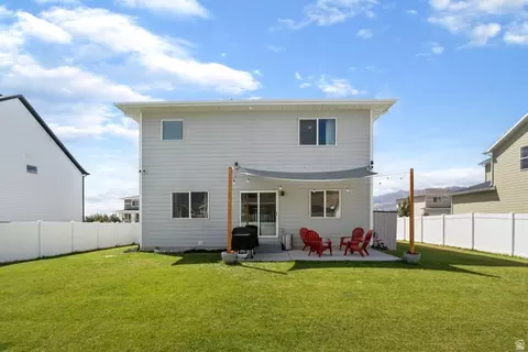 Exterior - 3410 N Sparrow Ln, Eagle Mountain, UT 84043 photo 7 of 7