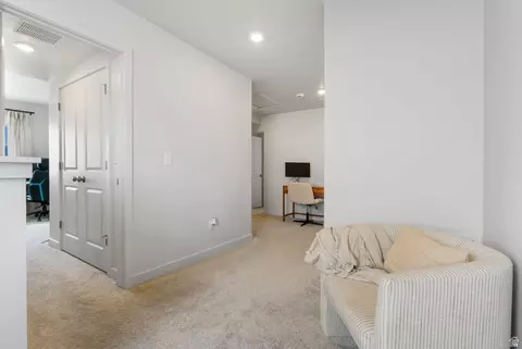 Entry Way - 3410 N Sparrow Ln, Eagle Mountain, UT 84043 photo 2 of 4