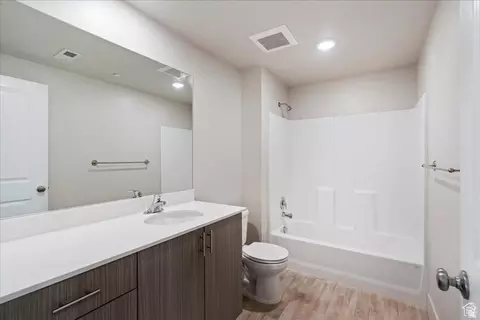 154 W 7th St S #A104, Ogden, UT 84404 photo 5