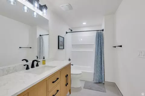 Bath - 3452 S Mapleton Heights Dr, Mapleton, UT 84664 photo 5 of 5