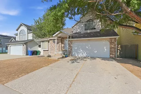 7975 S Palladium Dr, West Jordan, UT 84088